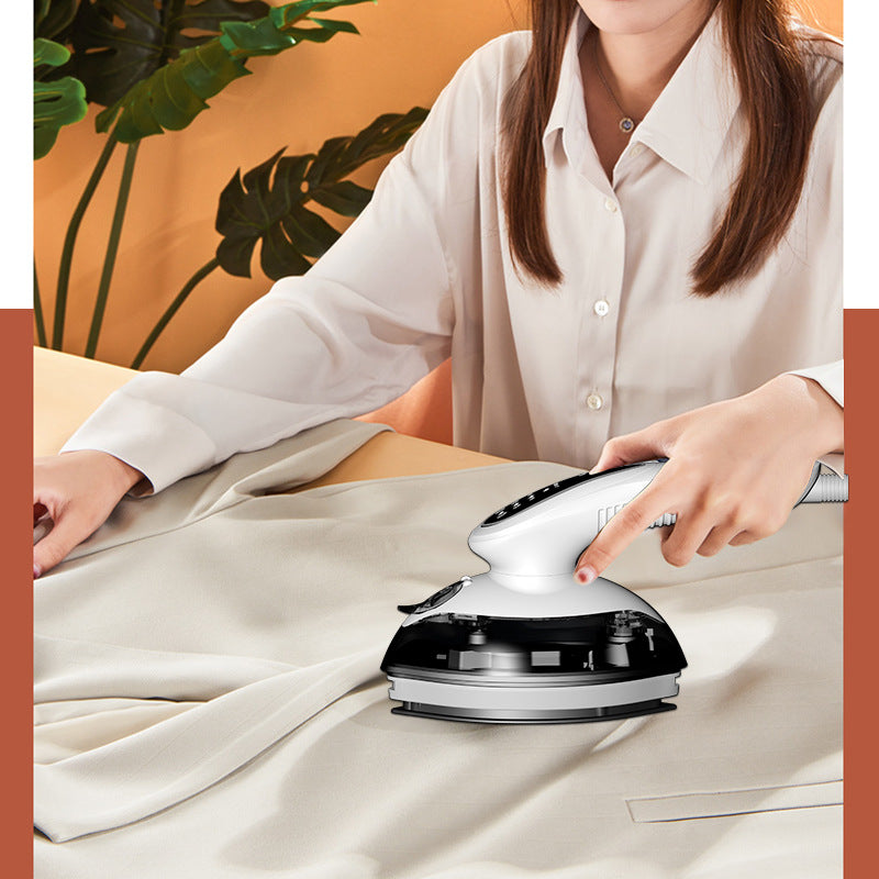 Handheld garment steamer