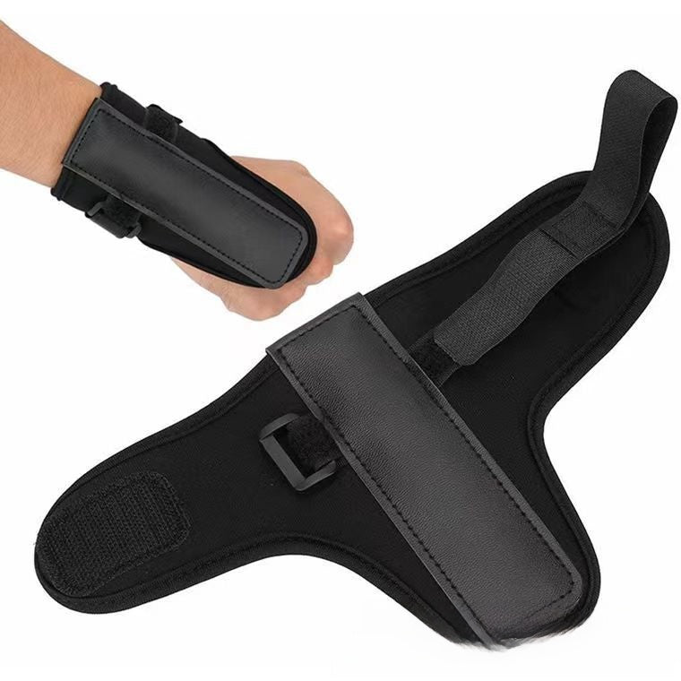 Golf wrist trainer