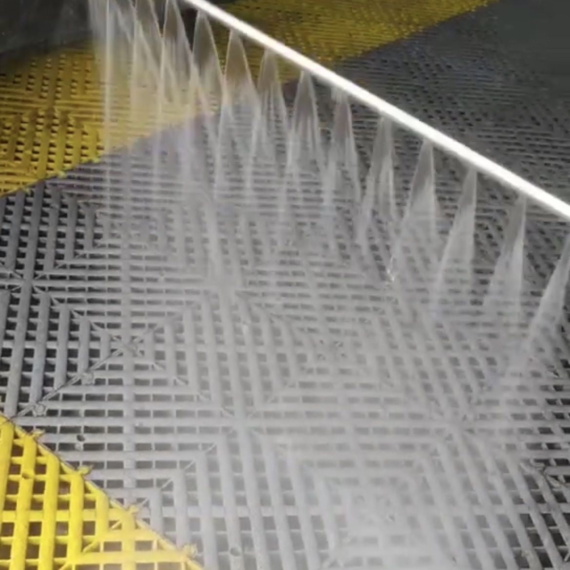 No-Dismantle Water Tank Cleaning Tool